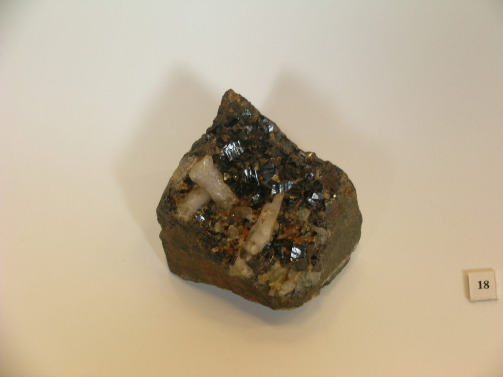 Cassiterite – tin oxide