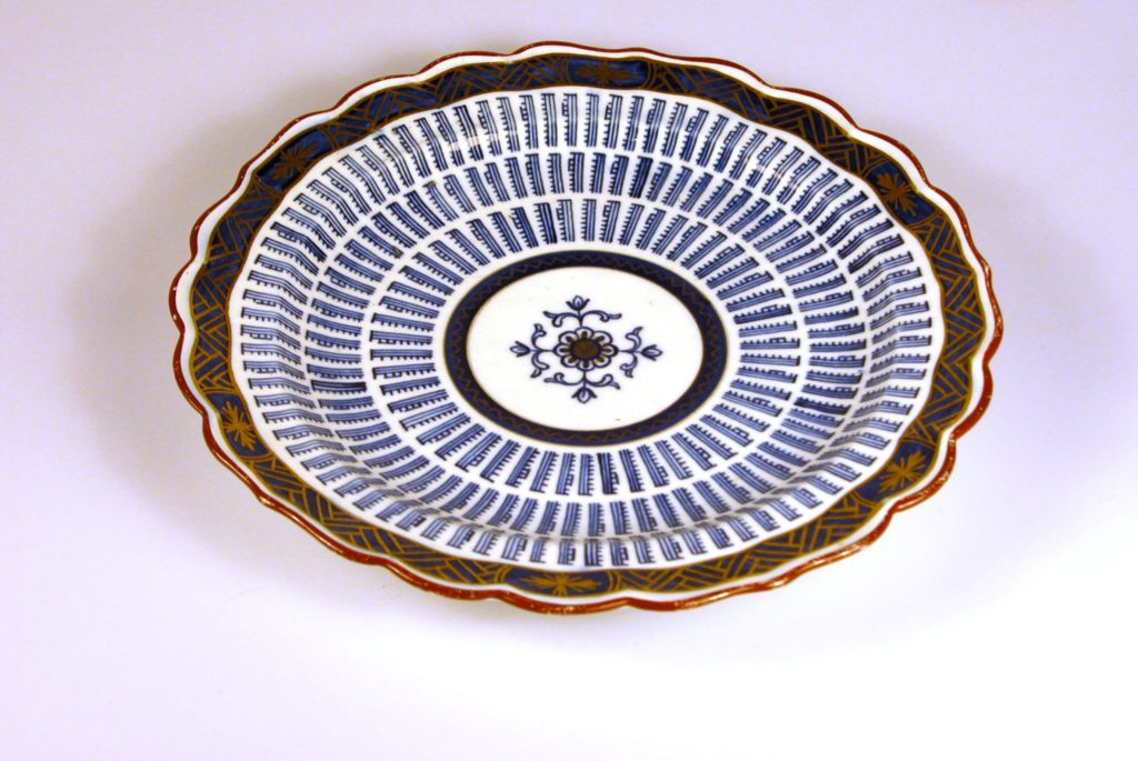 Plate with blue and gold pattern Worcester