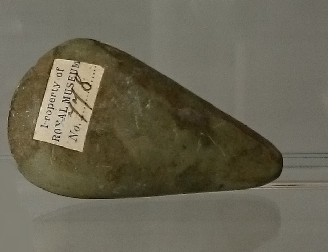 Jade hand axe (Maori jade axe)